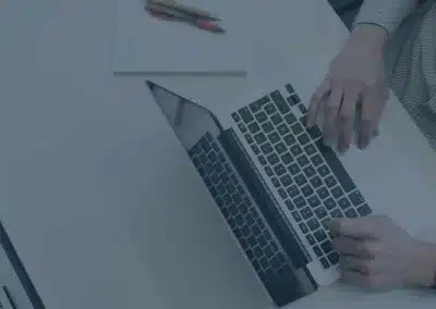 L’acquisition d’une agence immobilière peut-elle entraîner des incertitudes ou des conflits avec les clients existants ?