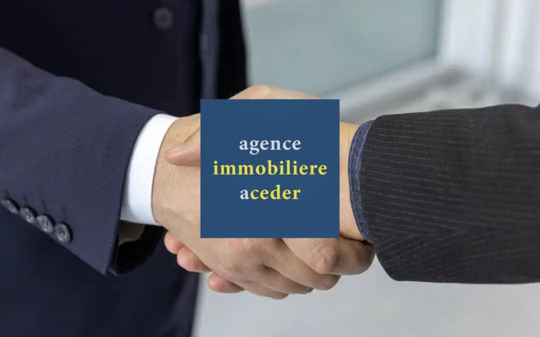 AgenceImmobiliereaCeder40-Valorisation-agence-de-transaction-pourquoi-vaut-elle-moins-quun-cabinet-de-gestion